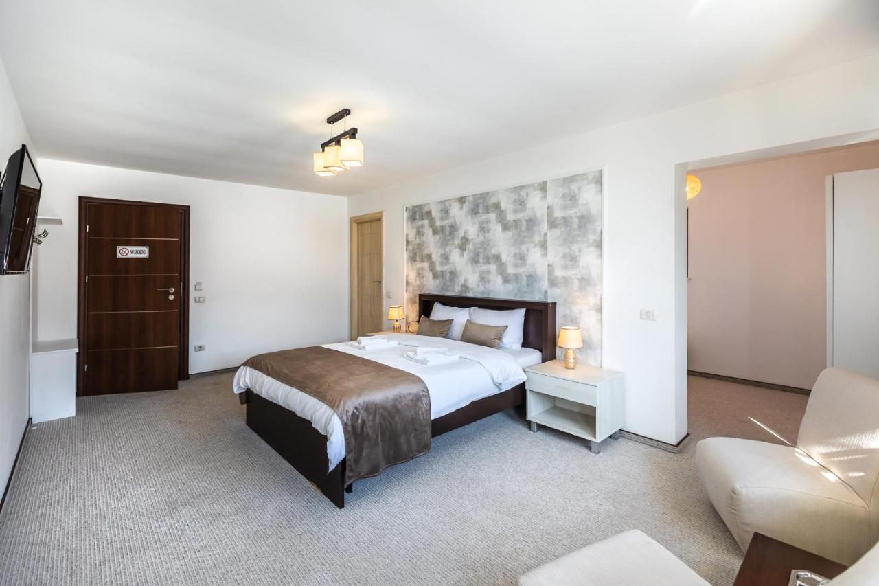Emerald Residence Rîşnov Eksteriør billede