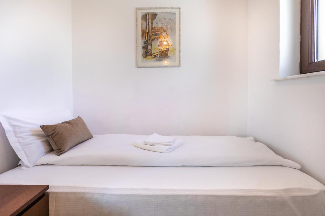 Emerald Residence Rîşnov Eksteriør billede