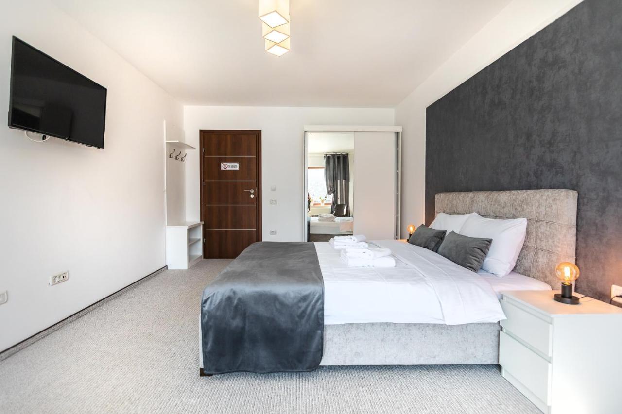 Emerald Residence Rîşnov Eksteriør billede