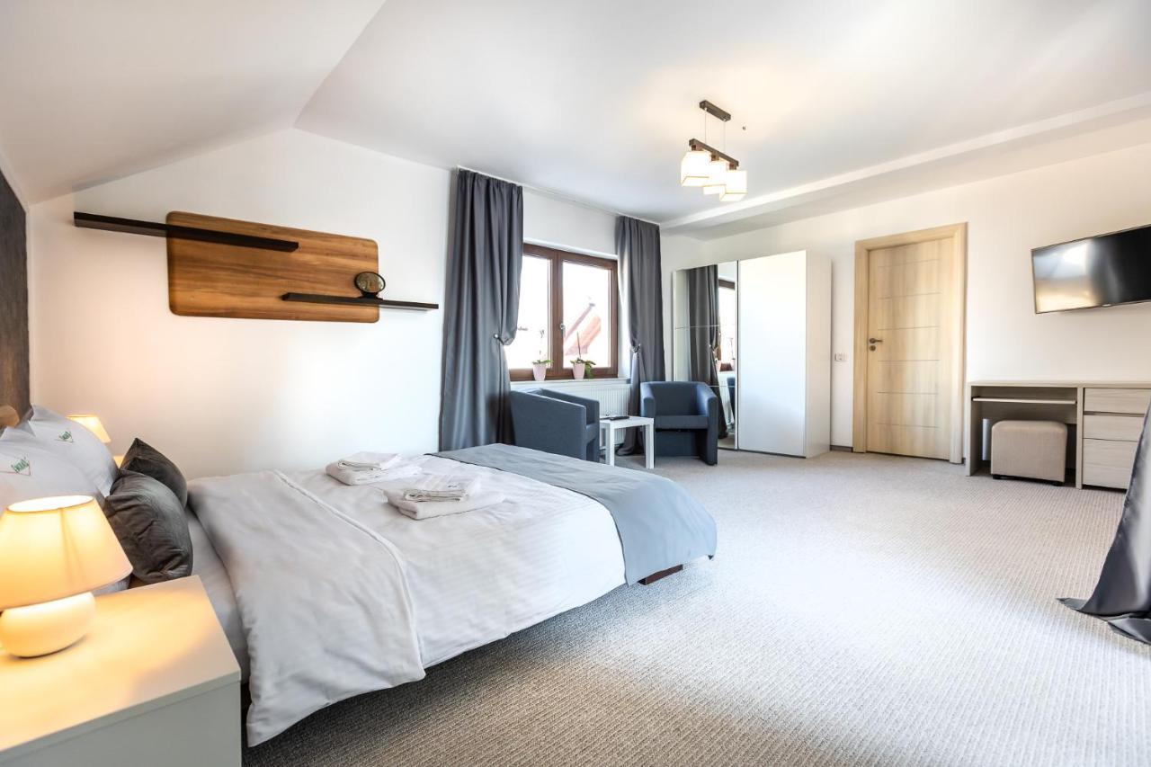 Emerald Residence Rîşnov Eksteriør billede