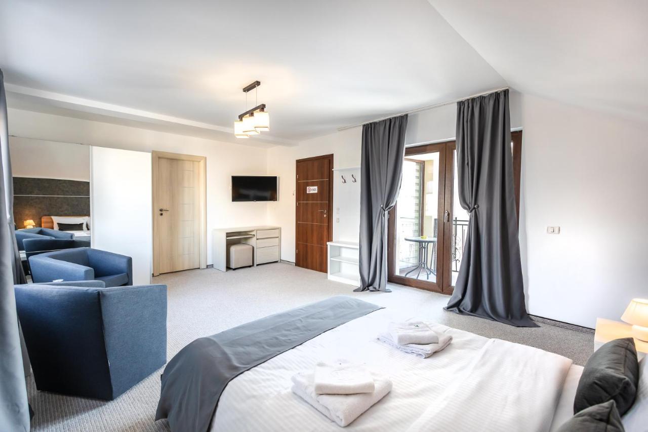 Emerald Residence Rîşnov Eksteriør billede