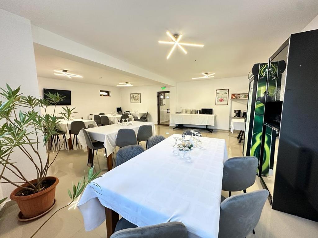 Emerald Residence Rîşnov Eksteriør billede